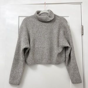 *NWT* H&M Knit Sweater